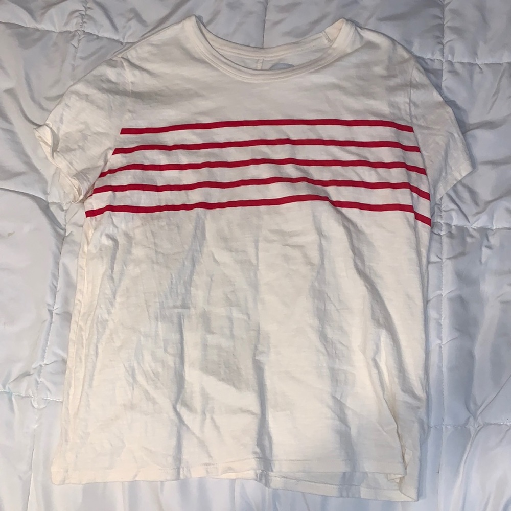 Old Navy Striped Cream Colored T-shirt size M